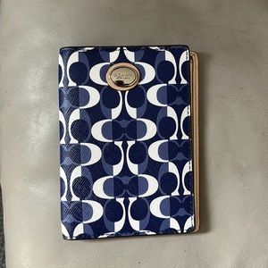 Coach passport case